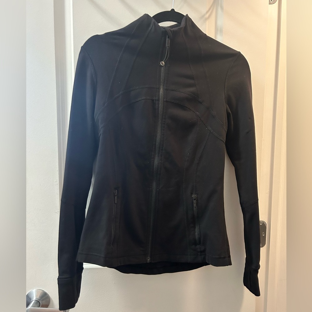 Lululemon jacket size 4/6
